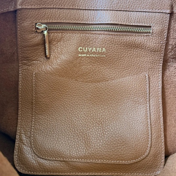 Cuyana Easy Zipper Tote - Picture 5 of 6